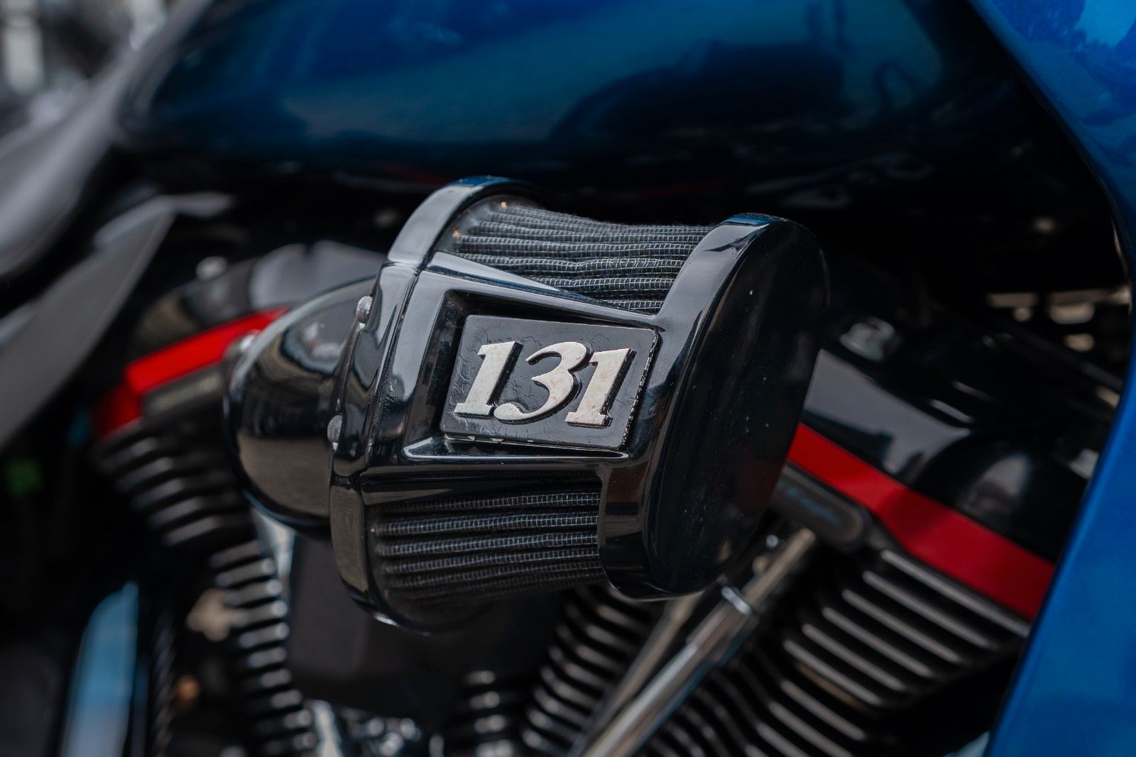 Fahrzeugabbildung Harley-Davidson CVO ROAD GLIDE 117 FLTRXSE 131 CUI SE Öhlins