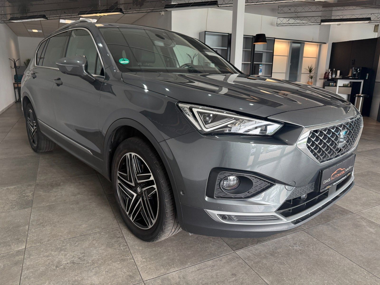 SEAT Tarraco Xcellence 4Drive 7-Sitz*AHK*ACC*RFK*LED*