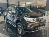 Nissan Navara NP300 Double Cab 4x4 / AHK 3,5T / 1.HAND - Nissan Navara Gebrauchtwagen