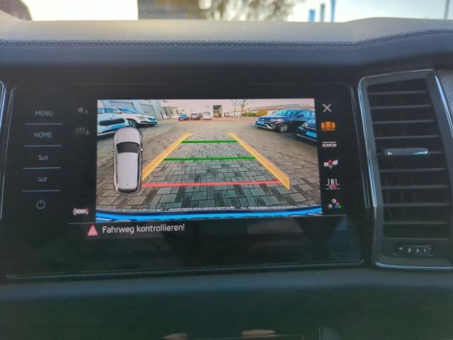 Fahrzeugabbildung SKODA Kodiaq 2.0 TDI DSG Style AHK NAV STANDHZG KAMERA