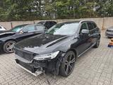 Volvo V90 Kombi Inscription AWD - Volvo Unfallwagen