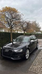 Audi A4 B8.5 2.0 TDI 150PS - Audi A4 mit Diesel-Antrieb: Kombi, 2.5