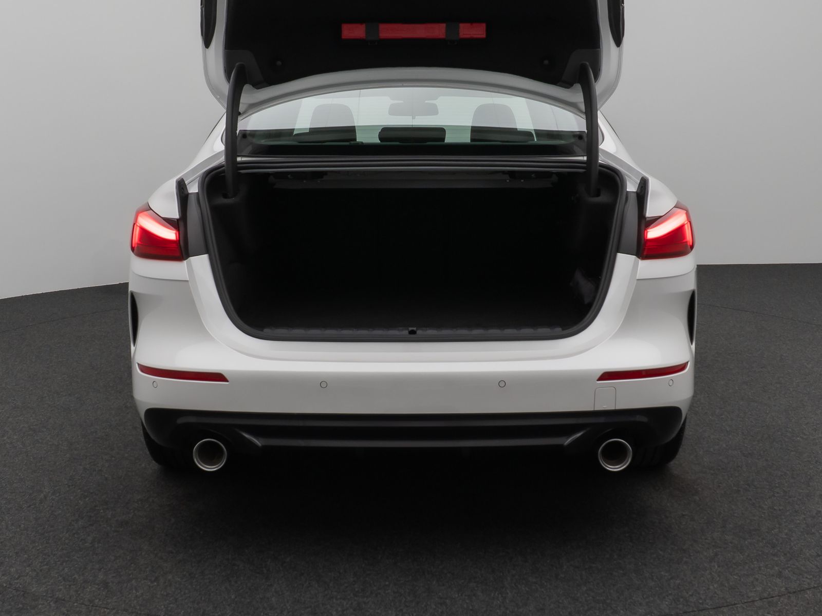 Fahrzeugabbildung BMW 220d Gran Coupé SportLine Kamera DAB HiFi Lenkrh