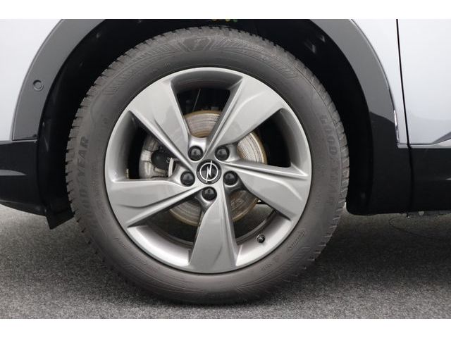 Fahrzeugabbildung Opel Grandland 1.2 GS Line AUT LED Navi ACC RK