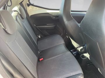 Toyota Aygo (X) - 11
