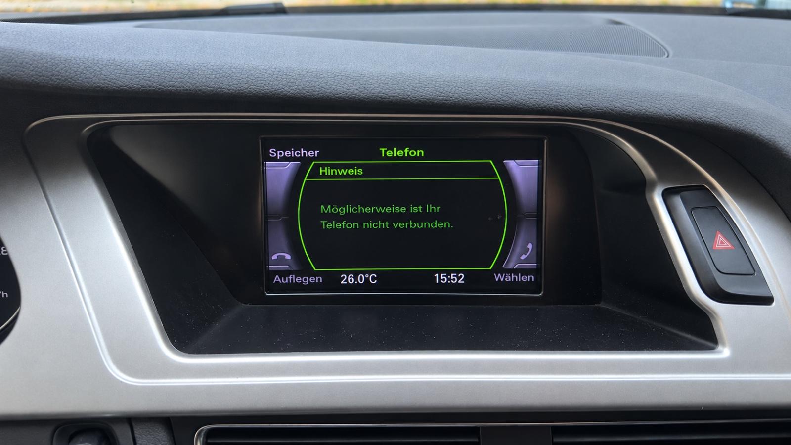Audi A4 2009 — photo 16