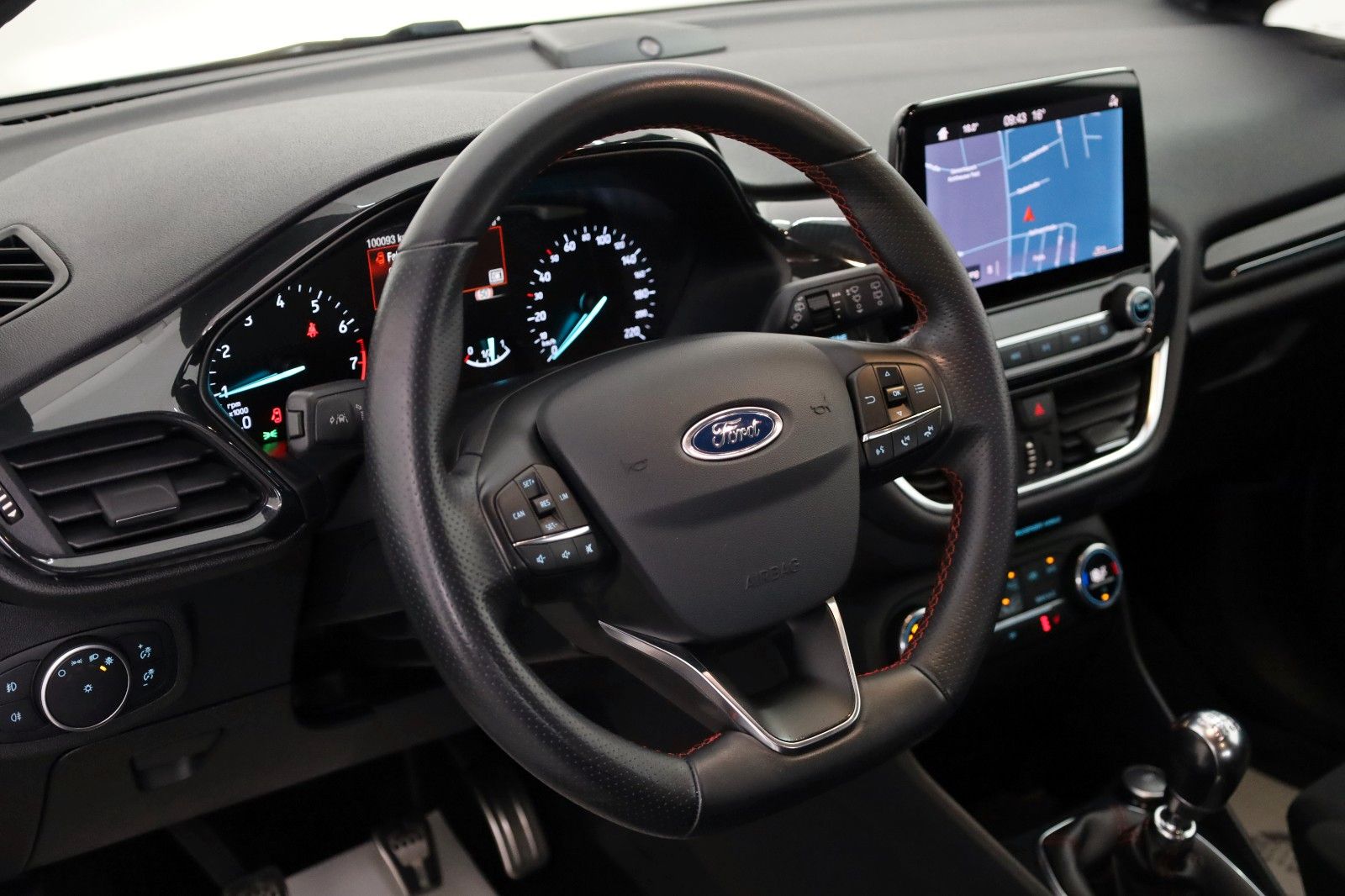 Fahrzeugabbildung Ford Fiesta ST-Line Navi,LED,SH,Kamera,B&O,ACC,SR+WR