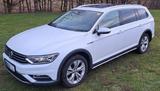 Volkswagen Passat Alltrack DSG 4MOT Auto AHK SHZ Pano Leder - gebrauchte VW Passat Alltrack aus dem Jahr 2018
