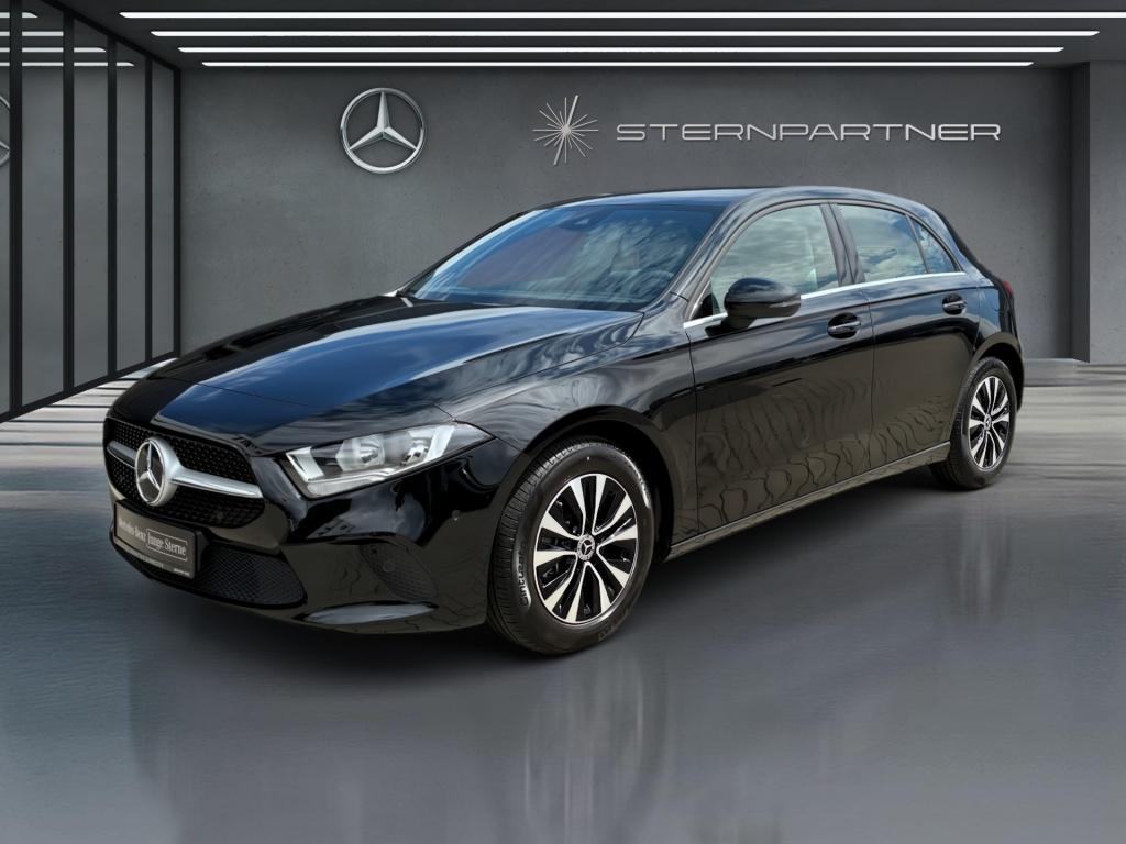 Mercedes-Benz A 200 MBUX+SITZHEIZUNG+CARPLAY+PARKTRONIC+NAVI