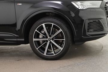 Audi Q7 - 4
