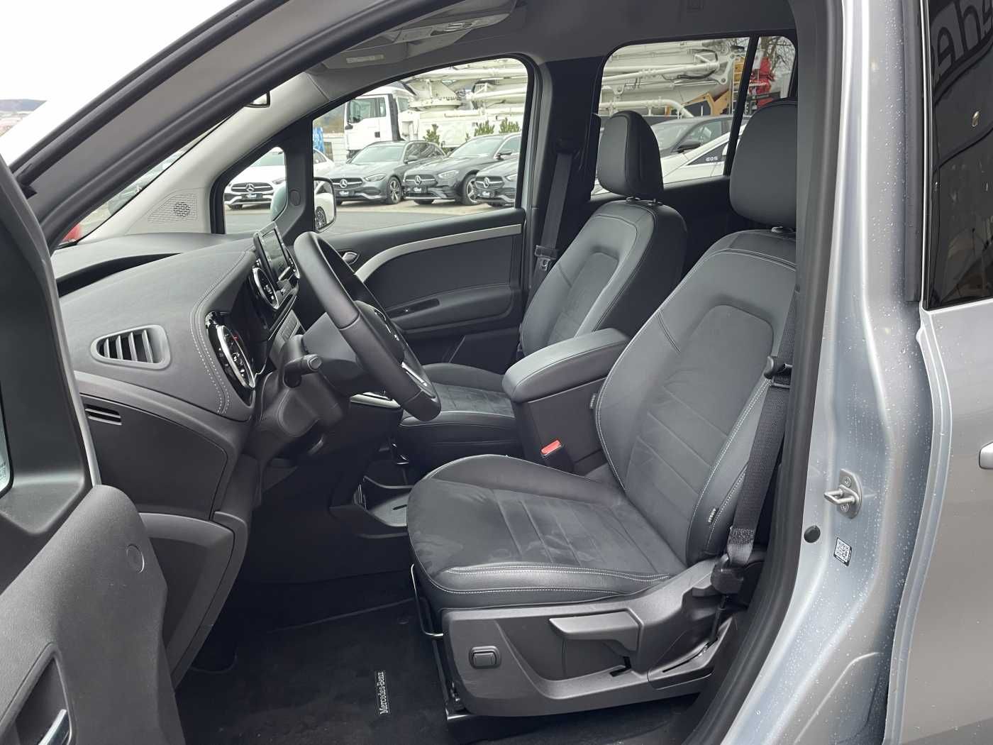Fahrzeugabbildung Mercedes-Benz T 180 d Progressive Edition Kamera LED MBUX SHZ