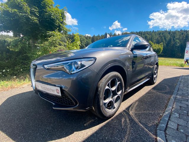 ALFA ROMEO Stelvio 2.0 Turbo Q4 AT8 TI Garantie bis 03/2027