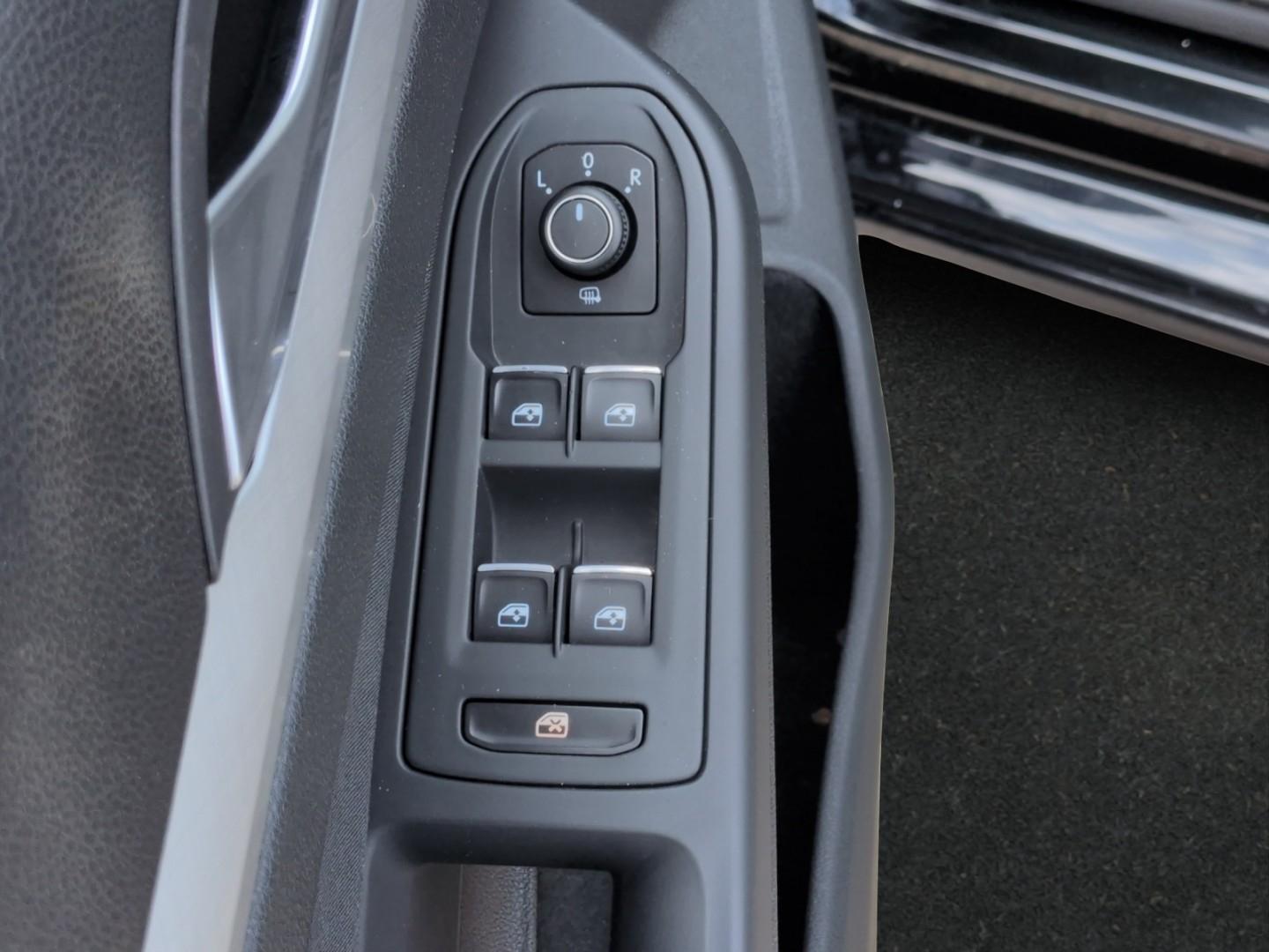 Volkswagen Golf VIII Life 1.0TSI*ACC LED Navi VKZ-Erk 2xPDC, миниатюра 16