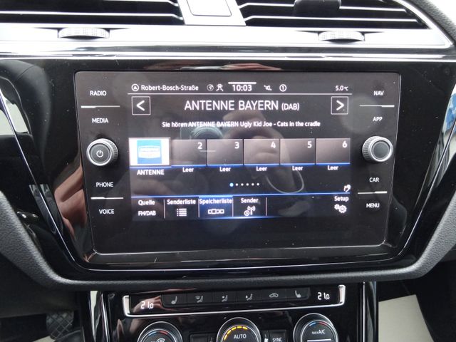 Fahrzeugabbildung Volkswagen Touran/R-Line/Highline/1.Hd/Navi/59TKM/