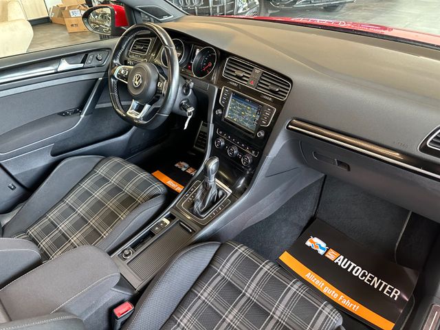 Volkswagen Golf *1.HAND*PANO*STHZ*AHK*ACC*NAV*2-ZONEN*