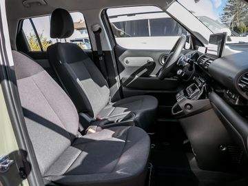 Hyundai Inster Elektro 71 kW FWD Select Autobahnassi.