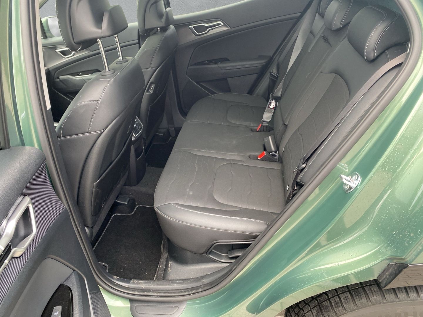 Fahrzeugabbildung Kia Sportage Spirit Hybrid 4WD 1.6 T-GDI SPIRIT*PANO