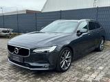 Volvo V90 Kombi Momentum AWD (HEAD-UP/MEMORY/R-KAM - Volvo V90 Momentum mit Diesel-Antrieb