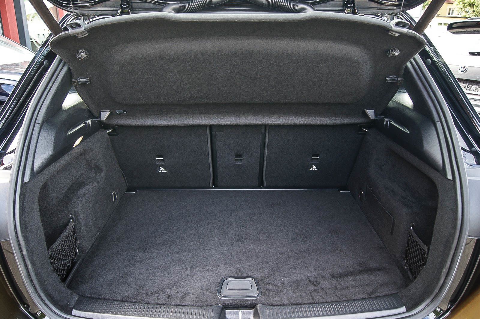 Fahrzeugabbildung Mercedes-Benz B 200 d 8G-DCT JungeSterne ANHÄNGERKUPLG E-SITZE
