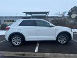 Volkswagen T-Roc 1.5 TSI Sport DSG R-Line  - VW T-Roc von privat