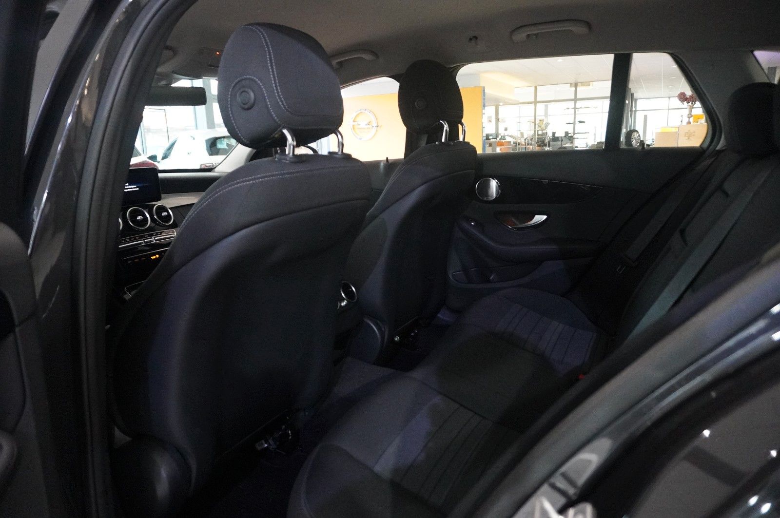 Fahrzeugabbildung Mercedes-Benz C 200D T BUSINESS NAVI/LED/KAMERA/SH/BURMESTER