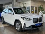 BMW iX1 30 xDrive Pano Premium WideScreen Navi R.Cam - BMW iX1 SUV