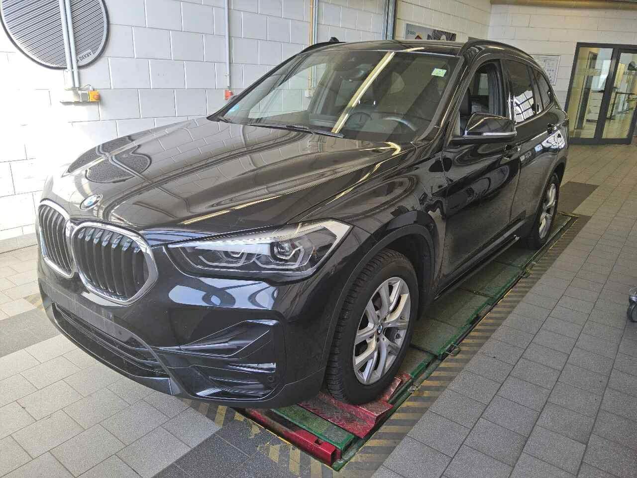BMW X1 sDrive 18 d Advantage Navi Plus