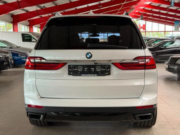 BMW X7 - 6
