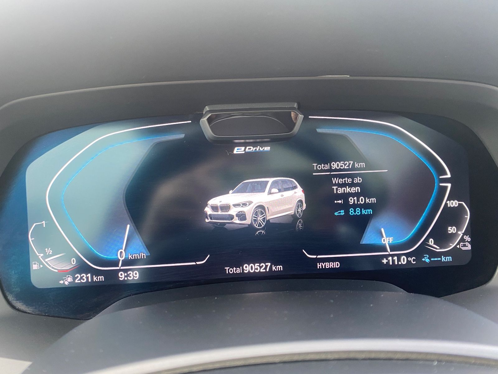 Fahrzeugabbildung BMW X5 xDrive 45 e M Sport/Laser/HeadUp/Pano/360°Kam