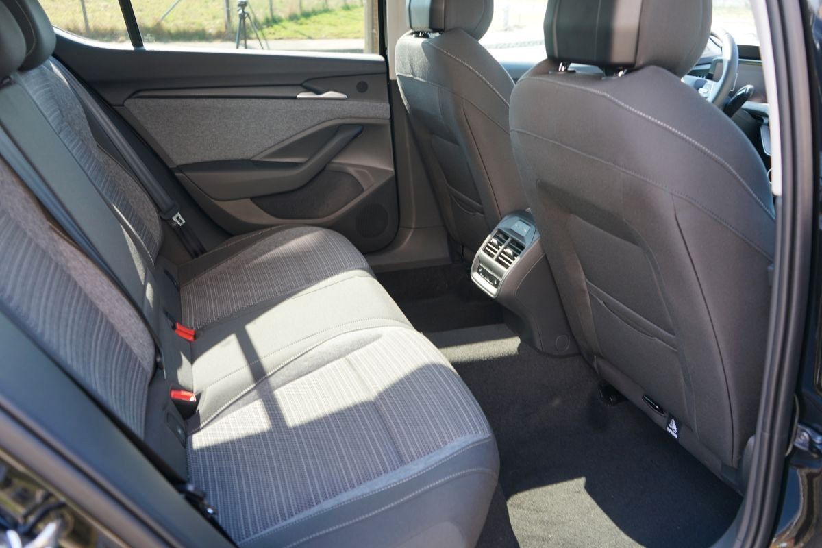Fahrzeugabbildung SKODA Superb Lim. 1.5 TSI mHEV 110kW Selection