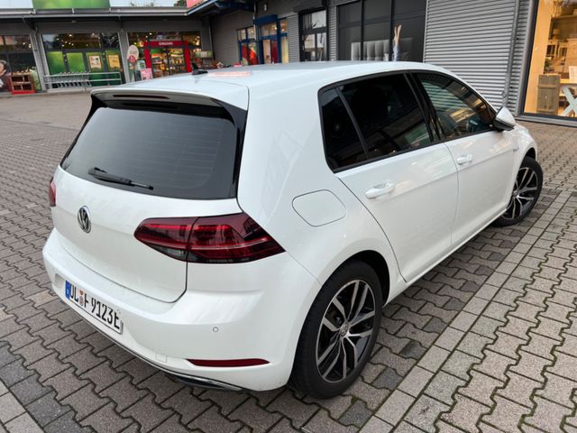 Volkswagen e-Golf