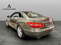 MERCEDES-BENZ E 250 CDI BE/ DESIGNO/PANORAMA/ CARPLAY/ R-KAM MERCEDES-BENZ E 250 CDI BE/ DESIGNO/PANORAMA/ CARPLAY/ R-KAM