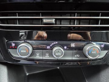 Bild 13 Opel Mokka-e Ultimate ALCANTARA/SHZ/LHZ/PDC V+H+CAM/A