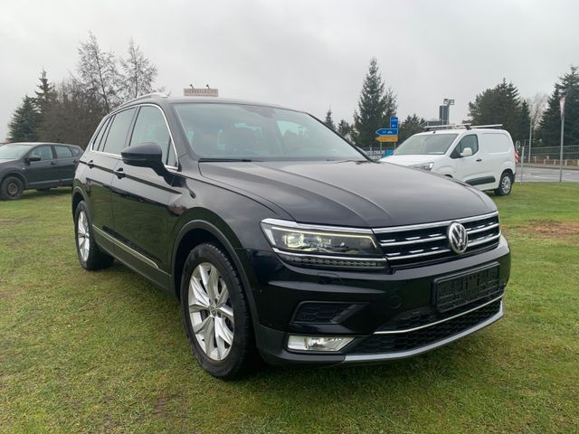 Volkswagen Tiguan Highline,Alcantara,Navi,LED-Scheinw.,ACC