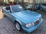 Mercedes-Benz E 220 Cabrio Sportline - Mercedes-Benz E 220 Oldtimer
