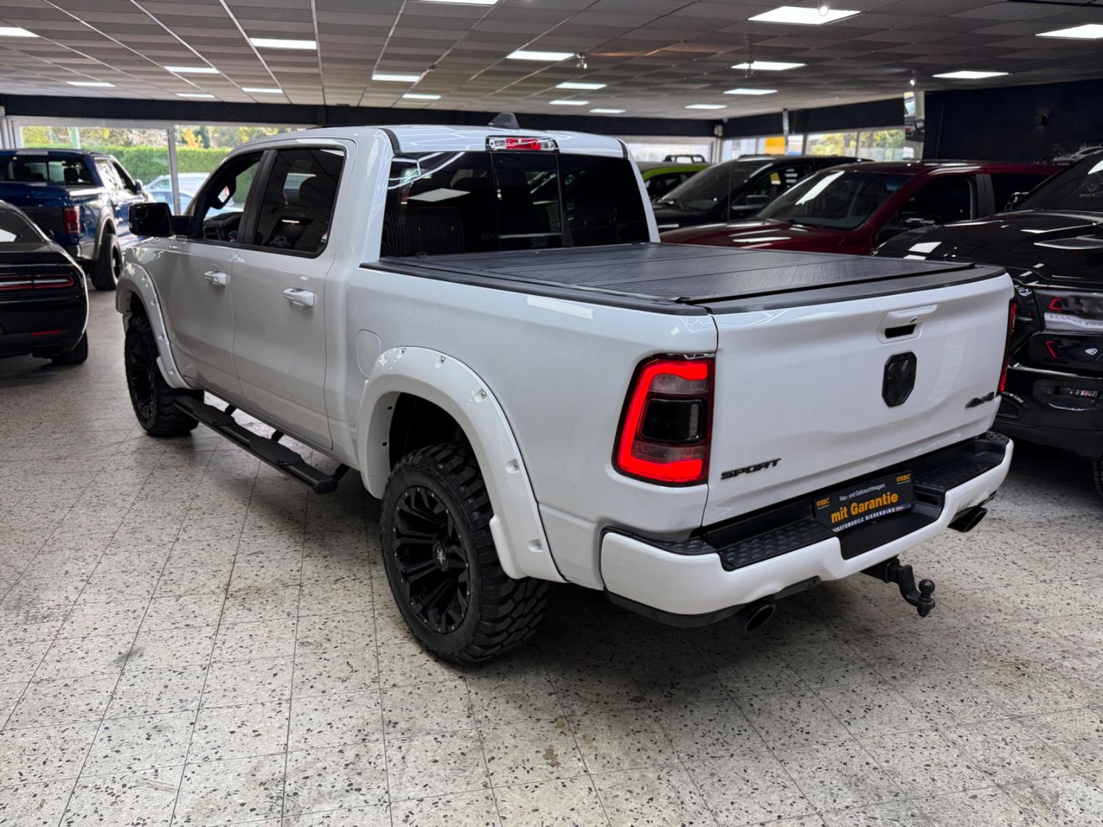 Dodge Ram 5.7 HEMI 4X4 Sport / Pano / ACC / 360° / 12", миниатюра 15