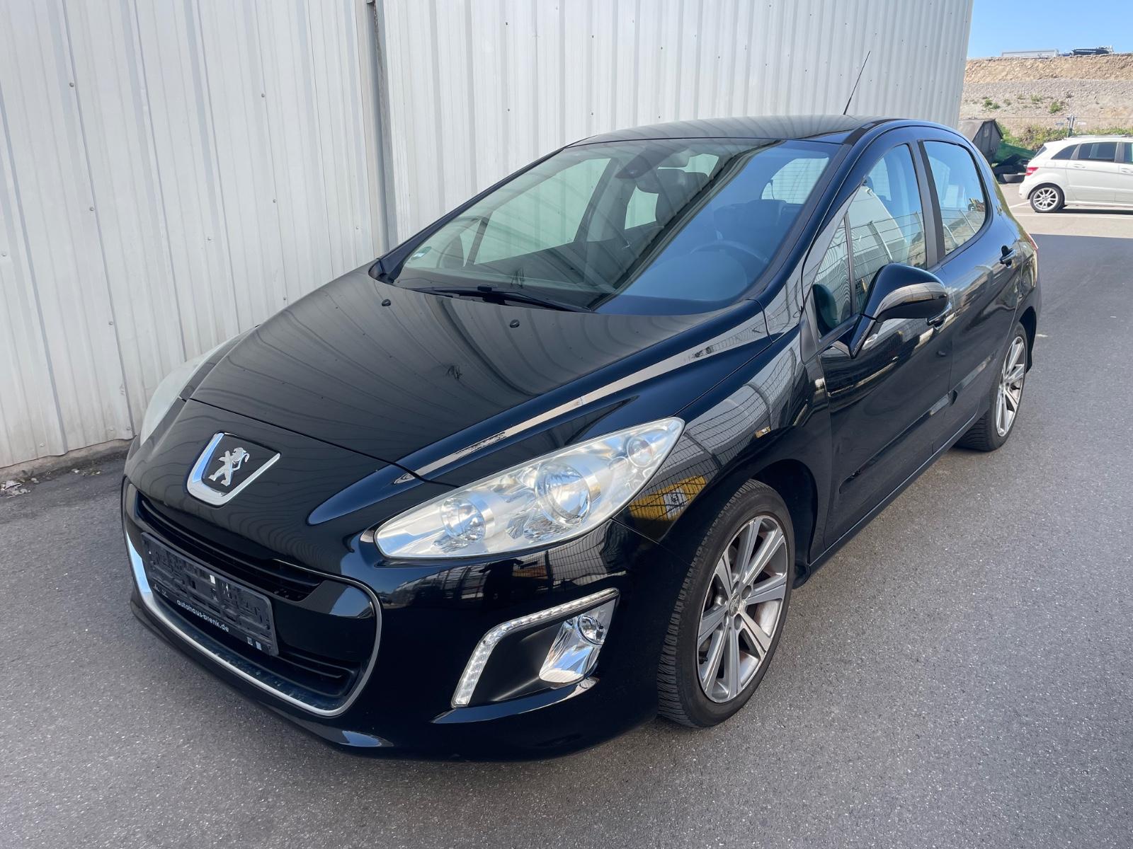 Peugeot 308 Active Klima/Scheckheft/Teilleder/Navi/Euro5