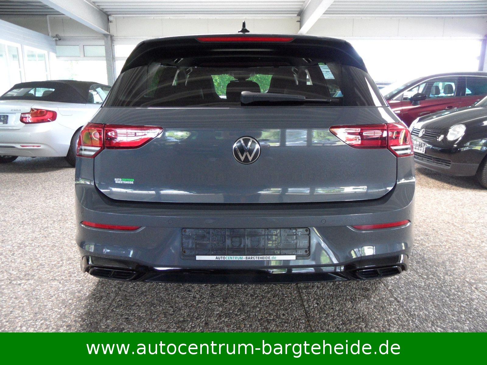 Volkswagen Golf VIII Lim. R-Line eTSI 1.HD+KAMERA+S-HEFT