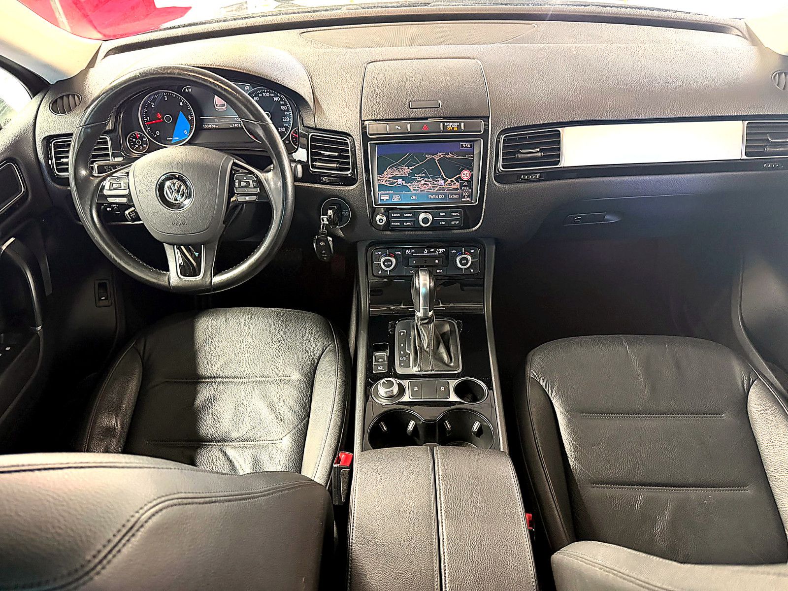 Fahrzeugabbildung Volkswagen Touareg V6 TDI Terrain Tech 4Mot/NAVI/LED/LEDER