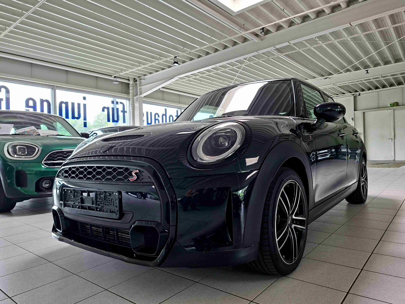 MINI Cooper S -5 Türer- Sport-Automatik Navigation