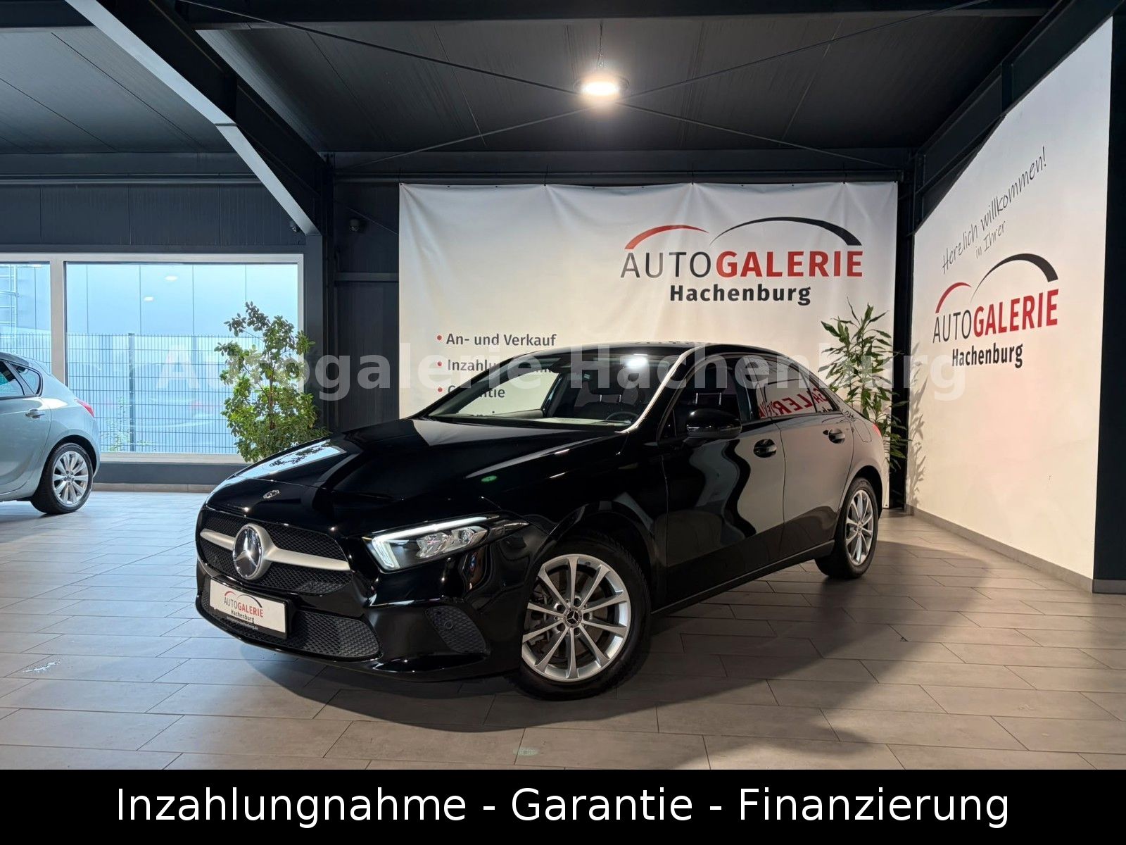 Mercedes-Benz A 250e Limo Navi CarPlay CAM EU6