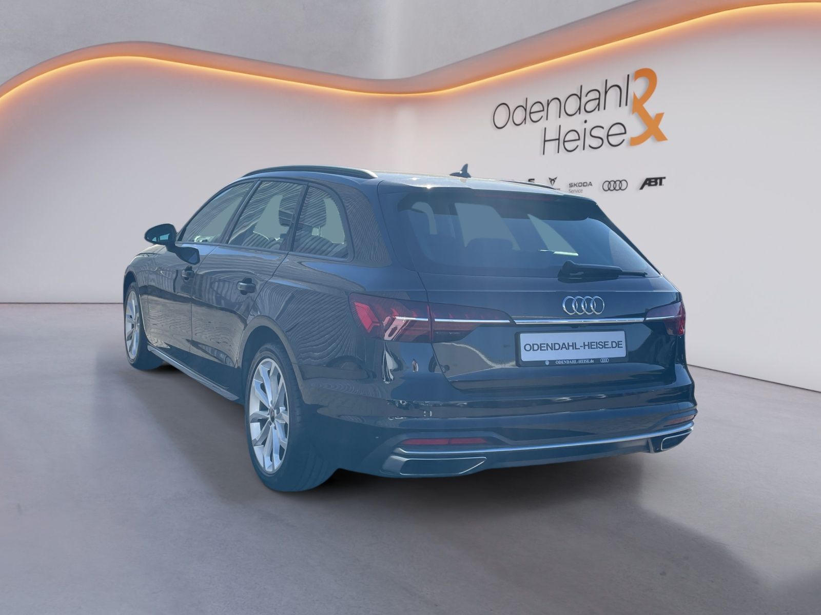 Audi A4 Avant advanced 35 TDI S tronic NAVI/ LED/ AHK imagem 3