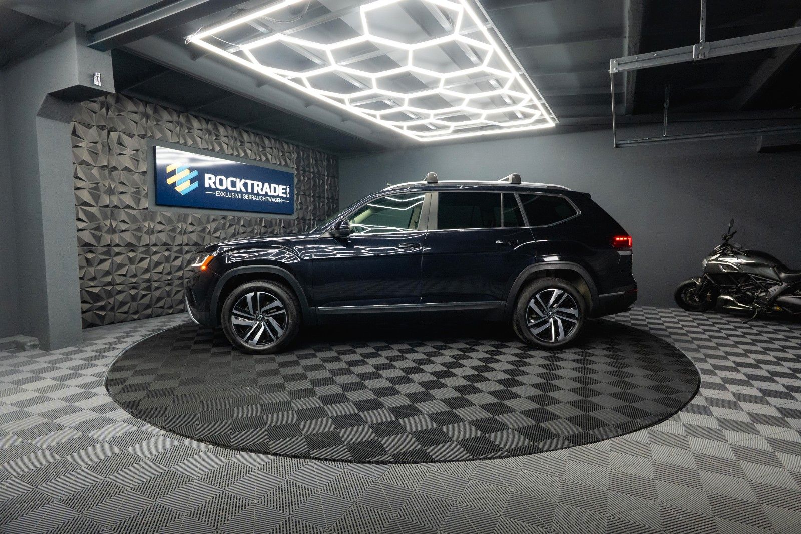 Fahrzeugabbildung Volkswagen ATLAS 3.6 4x4 SEL PREMIUM *6 Sitze*Pano*ACC*LED*