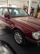 Mercedes-Benz E Klasse 200 Baujahr 1991 - gebrauchte Mercedes-Benz E 200 aus dem Jahr 1991