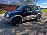 Suzuki Grand Vitara 2.0TD 4x4 Automat - gebrauchte Suzuki Grand Vitara aus dem Jahr 2003