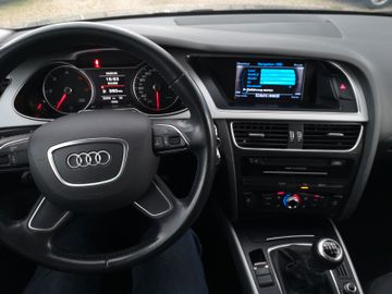 Audi A4 - 8