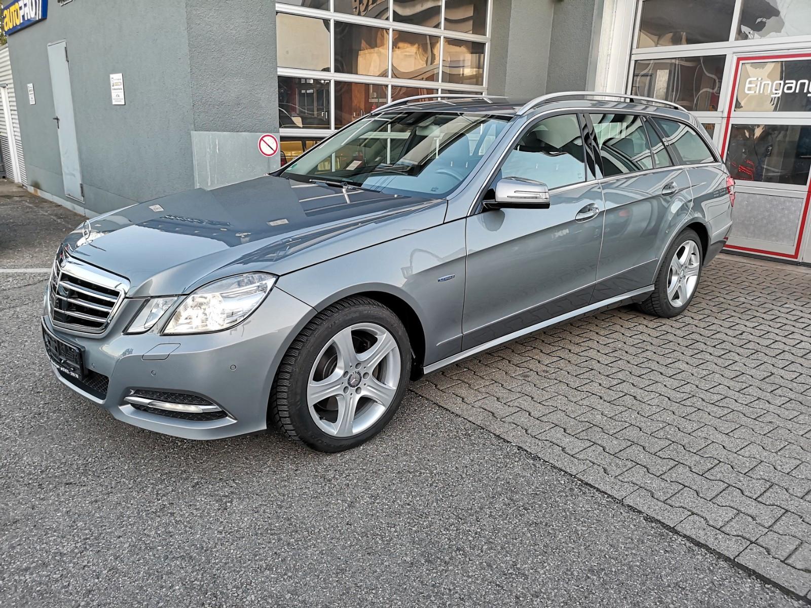 Mercedes-Benz E 350 CDI 4Matic NAVI TOTW ACC SchwAHK EL.H.klap