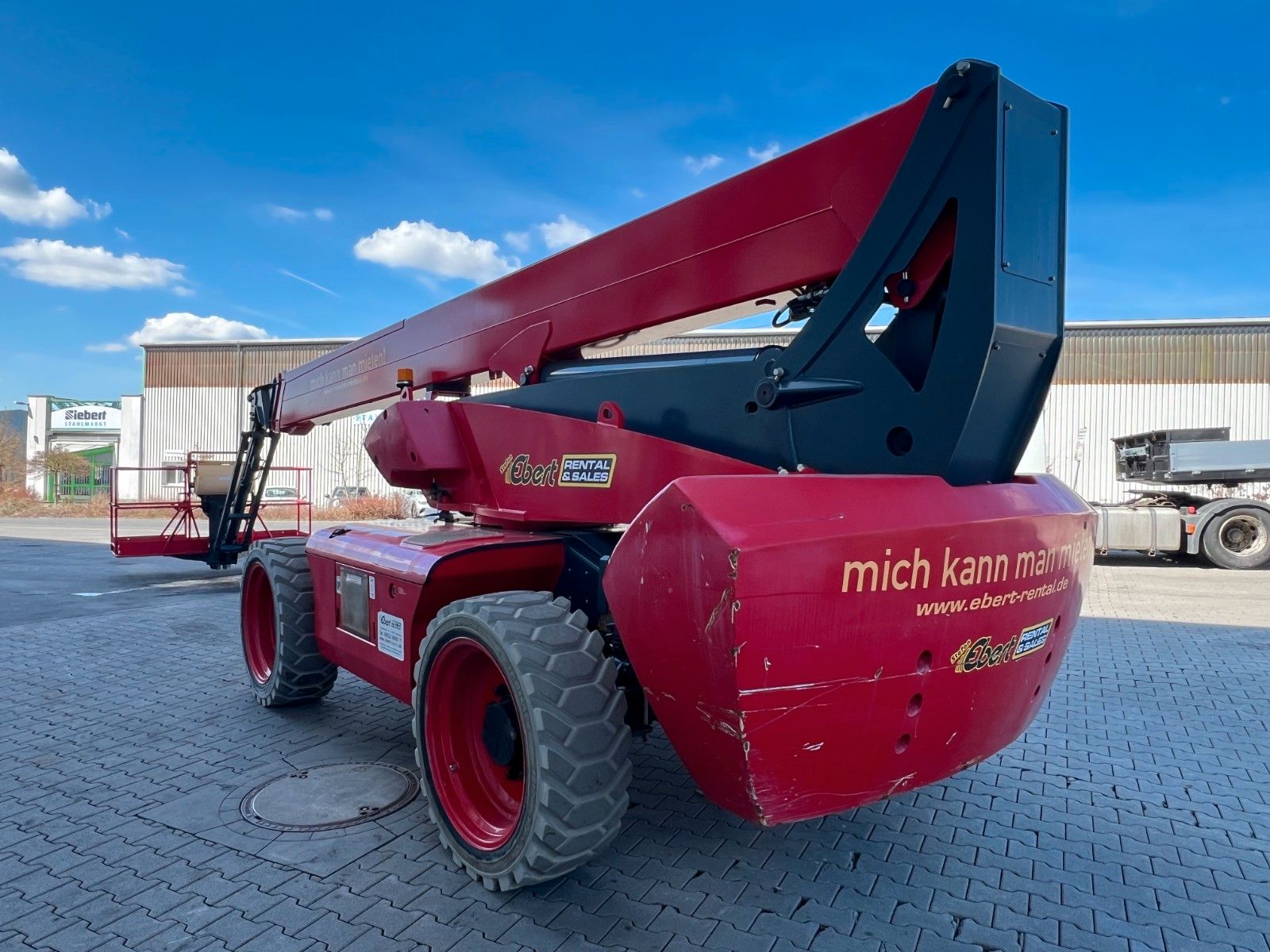 Fahrzeugabbildung Andere Magni DTB 28 RT 4x4 / 28,5m / 454kg / nur 1.388h