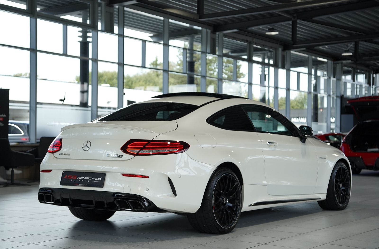 Mercedes Benz C 63 Amg