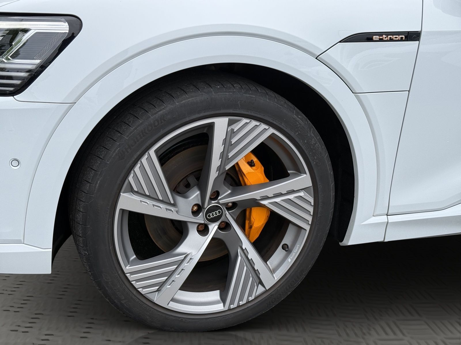 Audi e-tron - Bild 8